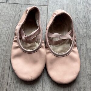 Kids size 2 split sole no ties ballet Pink leather Ballet Shoes by Stelle